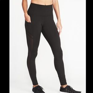 Old Navy High Rise Side Pocket Mesh Trim Legging